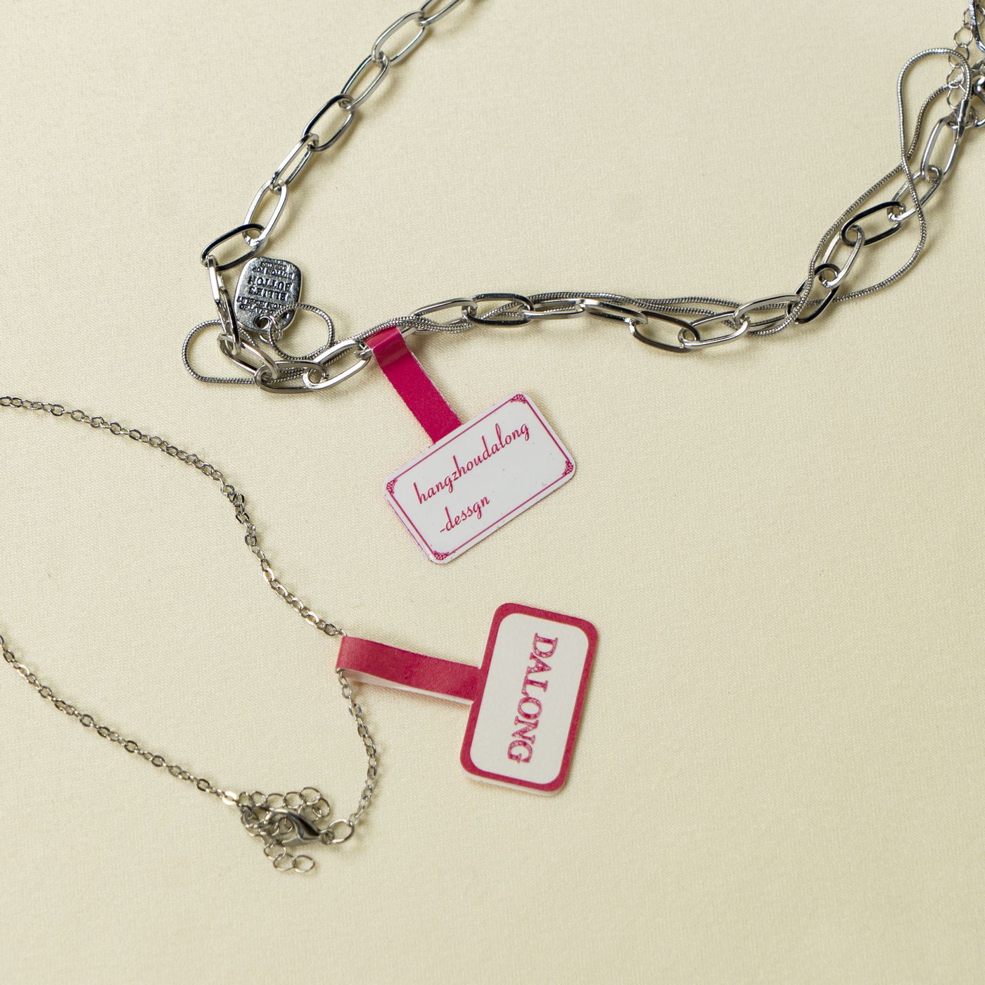 Silver chain jewelry tag